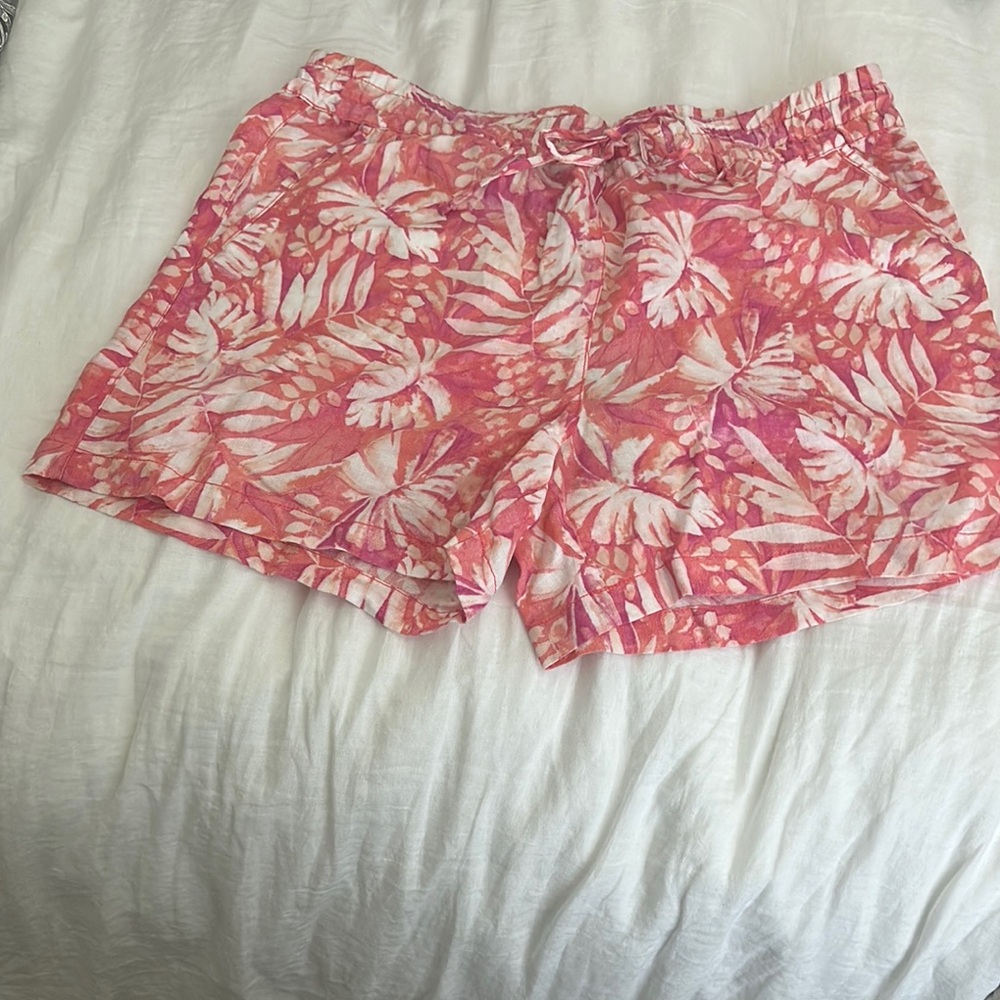 Tropical Pink Women's Shorts